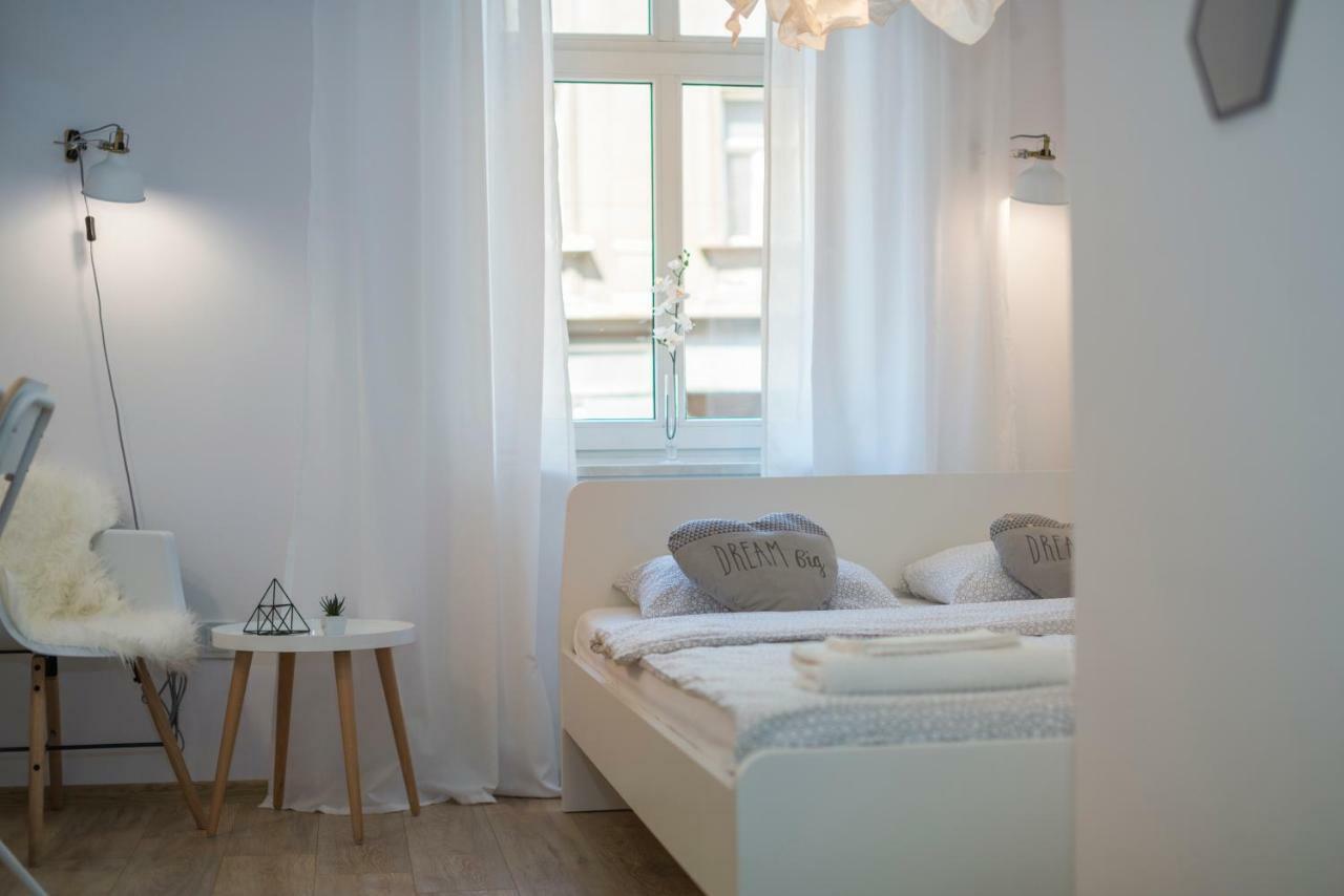 "D&M" Studio Apartments Zagreb Exteriör bild