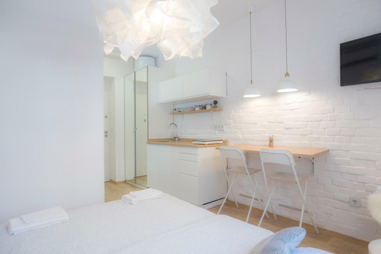 "D&M" Studio Apartments Zagreb Exteriör bild