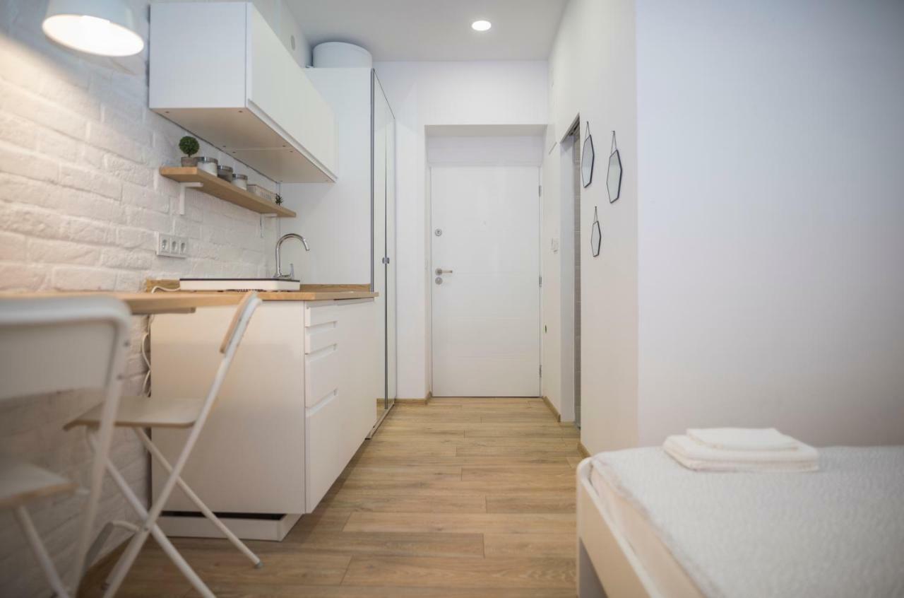 "D&M" Studio Apartments Zagreb Exteriör bild